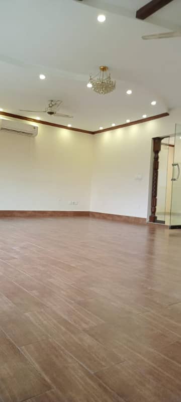 2 KANAL FULL HOUSE IS AVAILABLE FOR RENT IN DHA PHASE 2 Near Lalik Jan Chowk 8