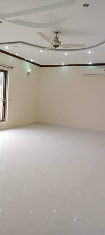 2 KANAL FULL HOUSE IS AVAILABLE FOR RENT IN DHA PHASE 2 Near Lalik Jan Chowk 11