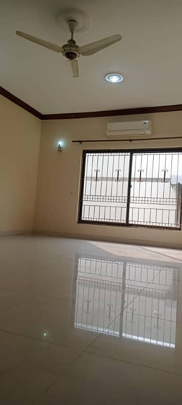 2 KANAL FULL HOUSE IS AVAILABLE FOR RENT IN DHA PHASE 2 Near Lalik Jan Chowk 23