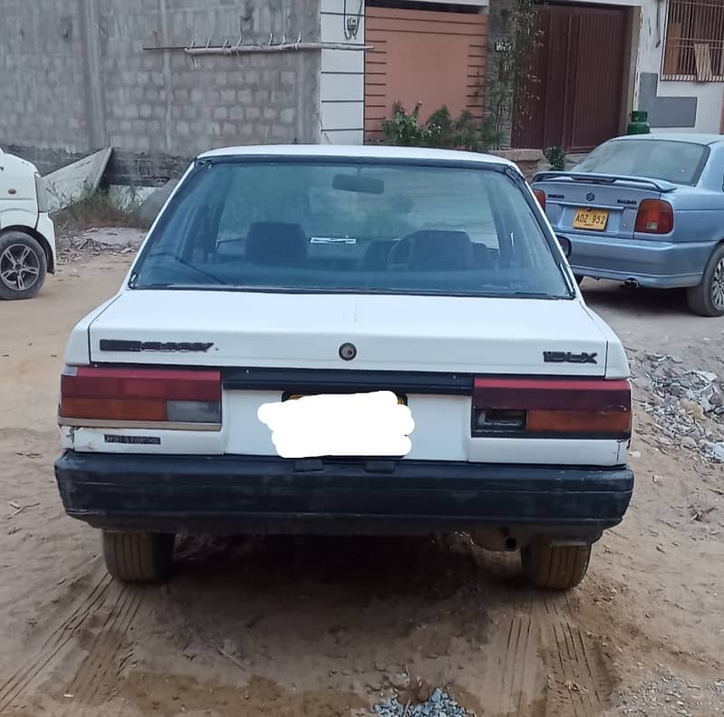 Nissan Sunny 1000cc 6