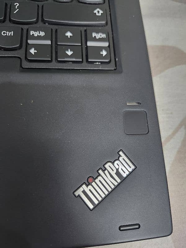 Lenovo yoga X380 thinkpad core i5 8gen 3