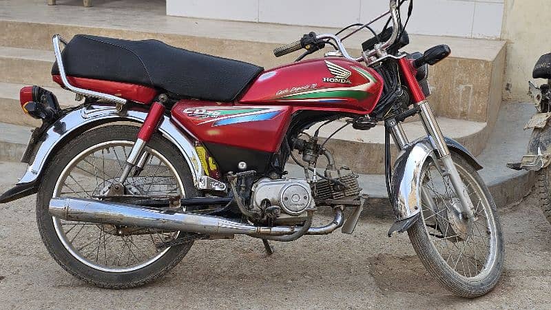 Honda CD70 8