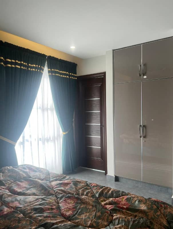 1 Bedroom Fully Furnished Flat Available For Rent In Sector E Bahria Town Lahore 2