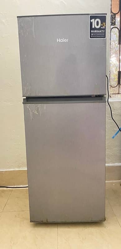 Haier Refrigerator - HRF 186 2