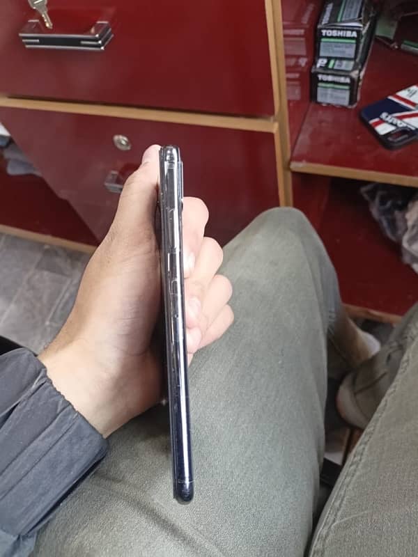 Iphone Xs Max OFFICIAL PTA APPROVED 1