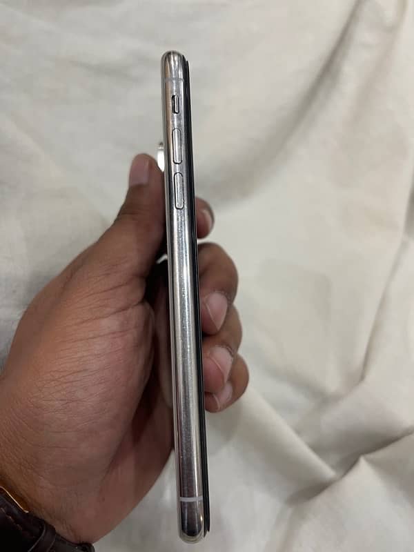 Iphone x 256 gb pta approved 2