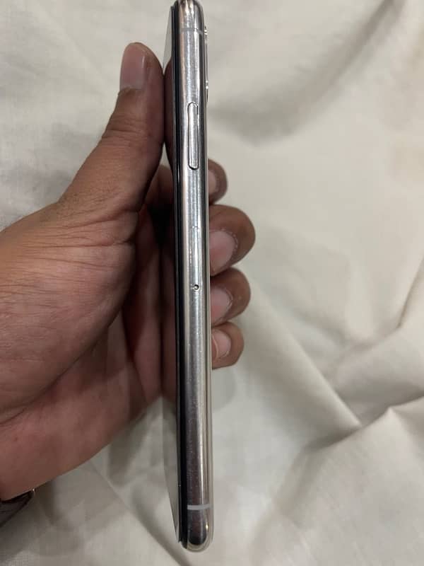 Iphone x 256 gb pta approved 3