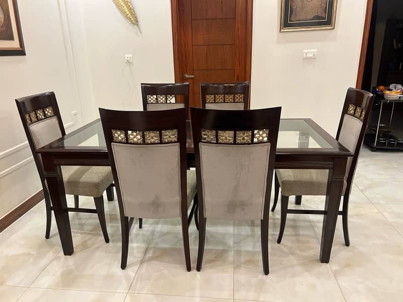 6 seater dining table in solid sheesham wood 1