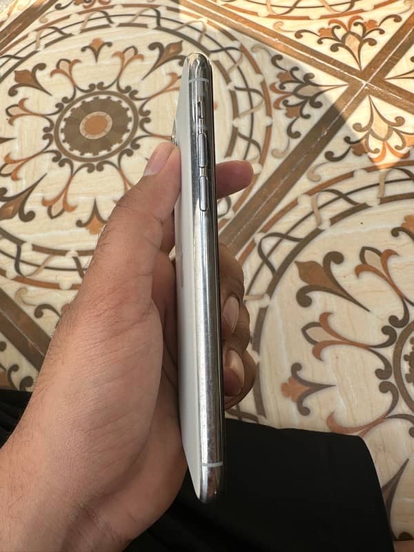 iphone 11pro 512gb Pta Approved 2