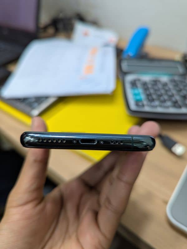 iPhone 11pro pta Approved 256Gb 2