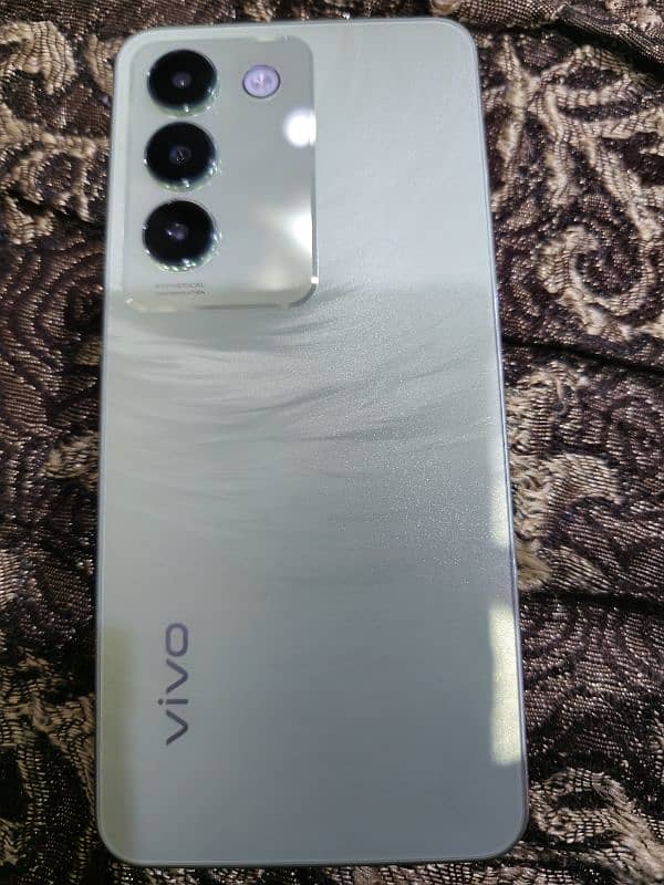 vivo y100 8/256 see green 03217866220 0