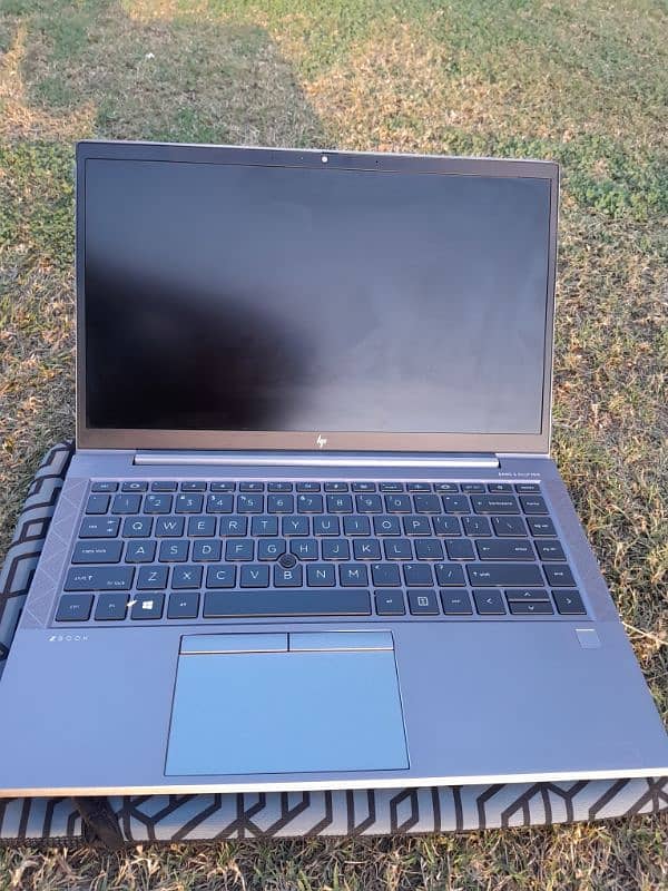 HP ZBOOK FIREFLY G8 i5 11th Gen Mobile Workstation 6