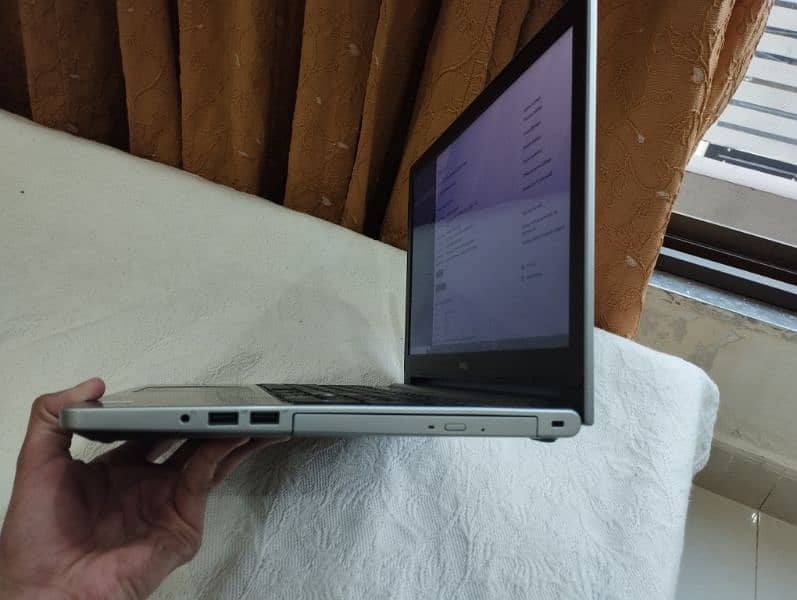 dell Inspiron 5559 4