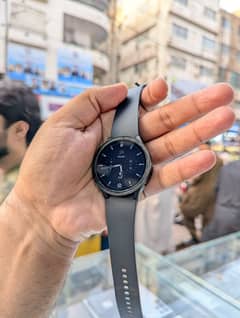 Samsung Galaxy Watch 6 44MM Brand New Condition With Box & Cable