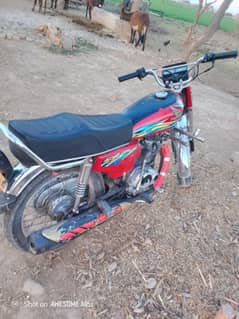 Honda 125 for sell bilkull saf 10 _10 bilkull orgnel