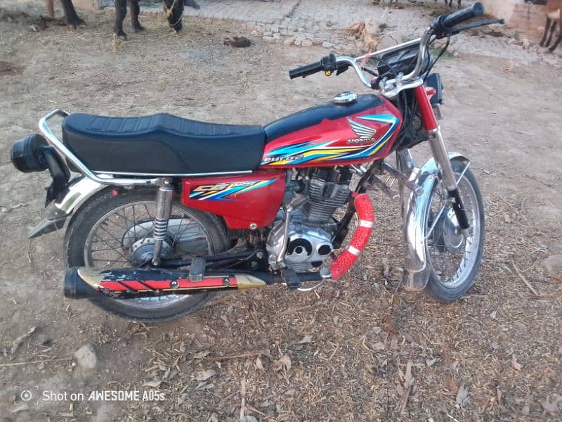 Honda 125 for sell bilkull saf 10 _10 bilkull orgnel 3