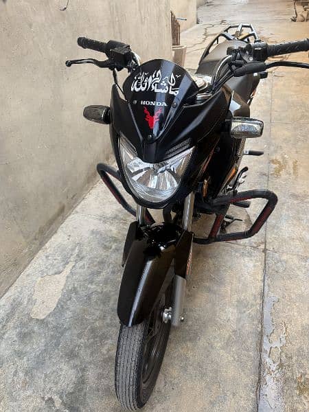 Honda CB150f 7