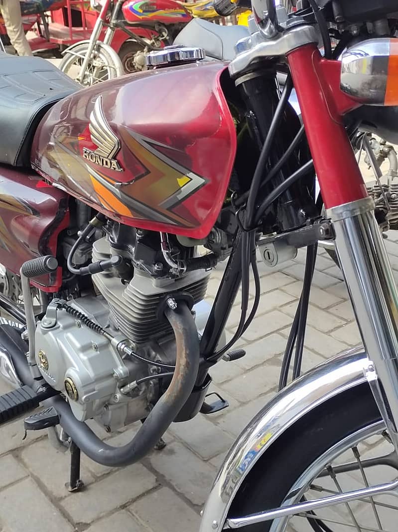 Honda CG 125 2022 6