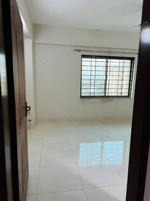 10 Marla 3 Bed Flat For Sale In Askari 11 Lahore 32