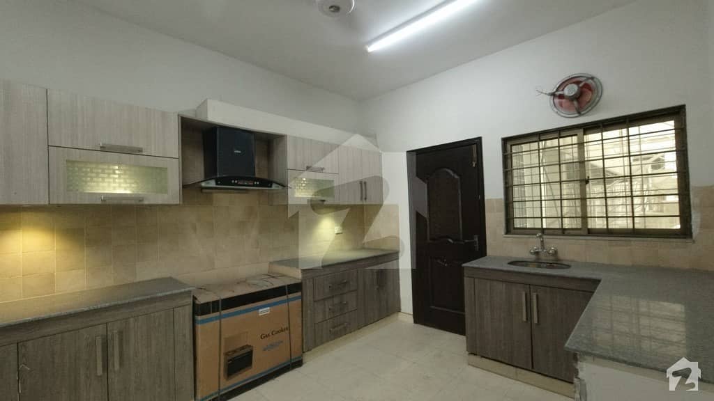 3 Bed Flat For Sale In Askari 11 Lahore 1