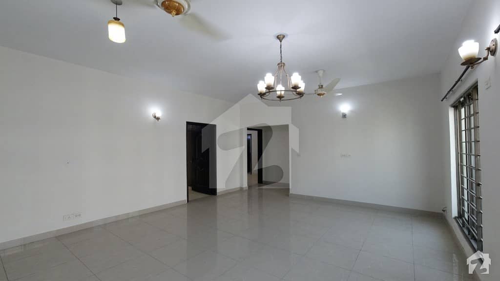 3 Bed Flat For Sale In Askari 11 Lahore 4