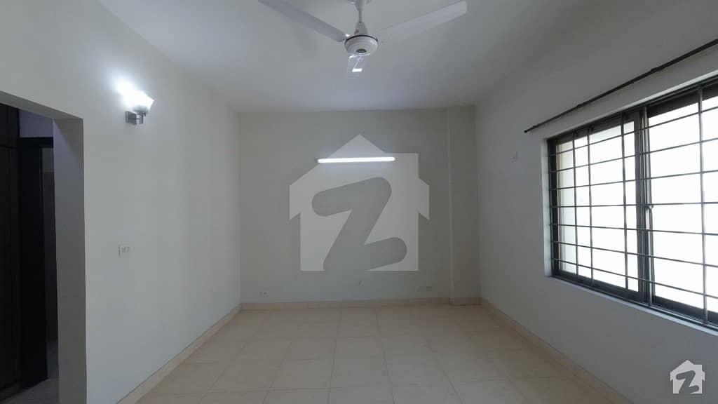 3 Bed Flat For Sale In Askari 11 Lahore 16