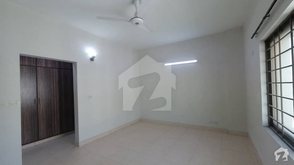 3 Bed Flat For Sale In Askari 11 Lahore 18