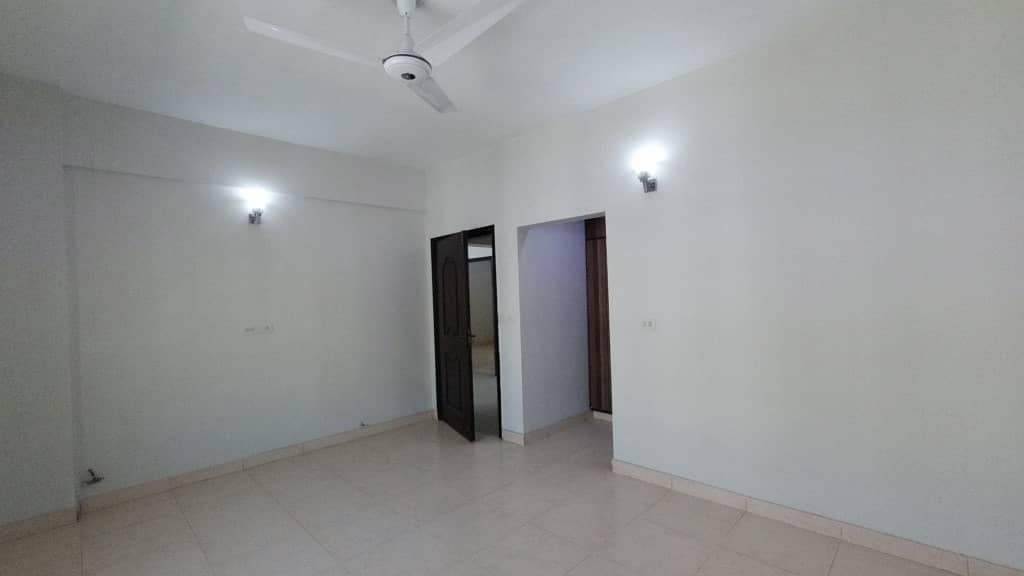 3 Bed Flat For Sale In Askari 11 Lahore 19