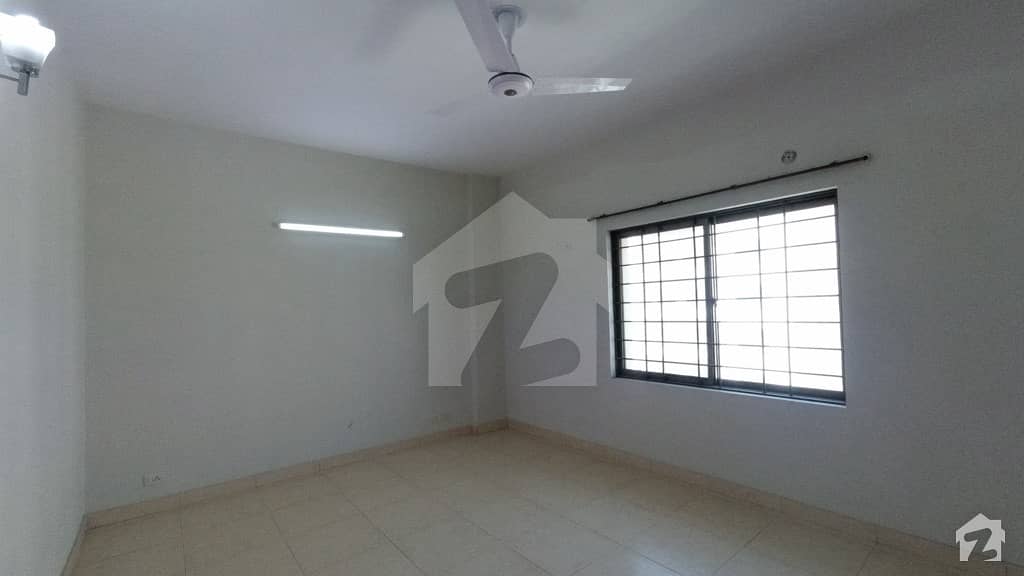 3 Bed Flat For Sale In Askari 11 Lahore 20