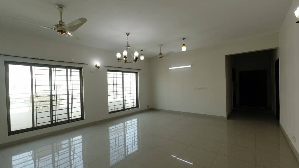 3 Bed Flat For Sale In Askari 11 Lahore 23