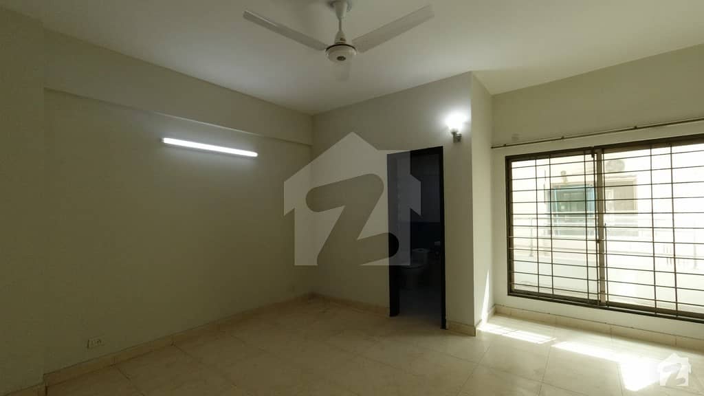 3 Bed Flat For Sale In Askari 11 Lahore 25