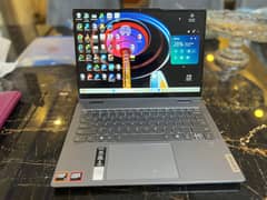 lenovo IdeaPad 5 2-in-1 (14" AMD 7 8845HS) -16 GB Ram 1TB NVMe Gen4