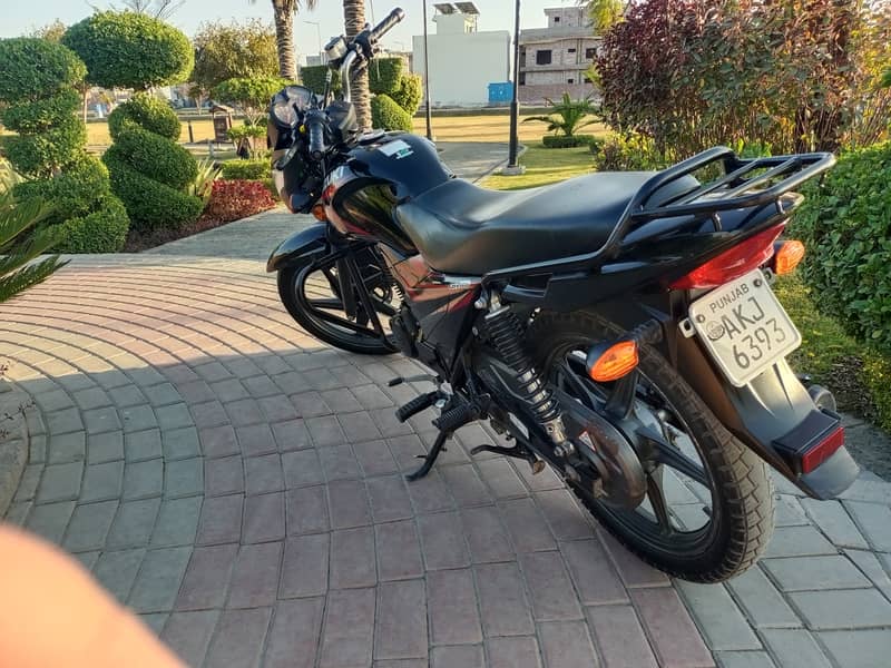 Suzuki GR 150 2022 1