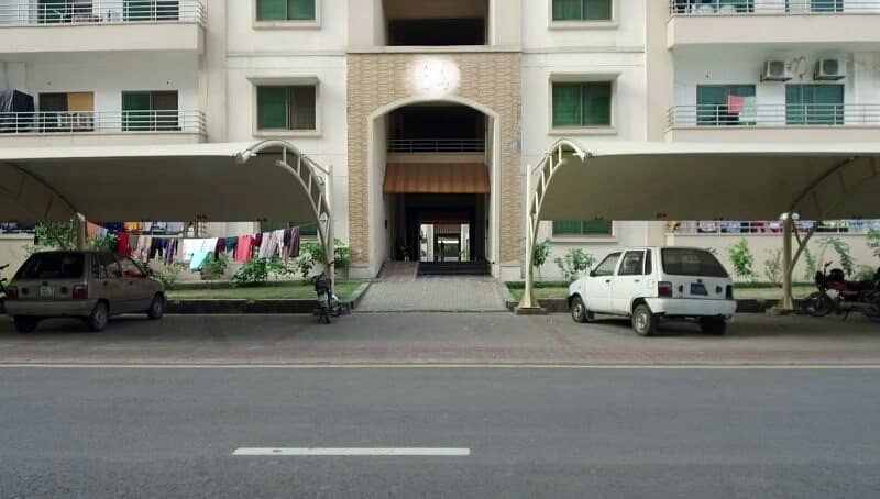 10 Marla 3 Bed Flat For Rent In Askari 11 Lahore 38