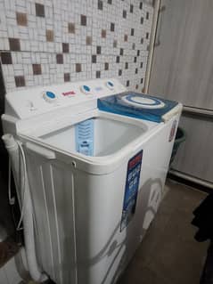 Royal washing machine with spiner