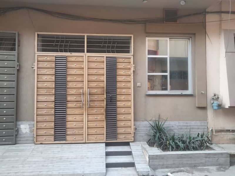 2 male double story house for sale 0