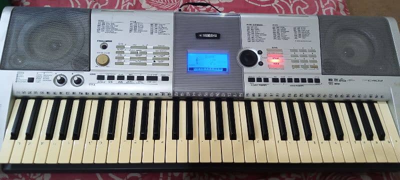 Yamaha PSR E403 Professional Piano Keyboard Casio Roland Korg 1