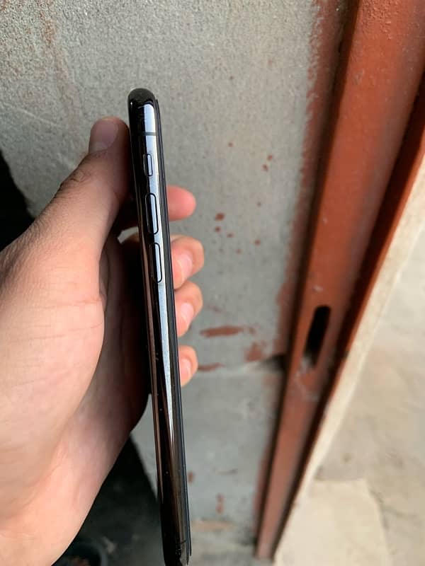 iPhone X 64 GB 0