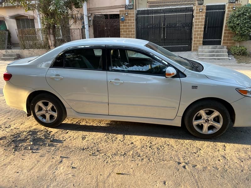 Toyota Corolla GLI Automatic 1.6 2014 2