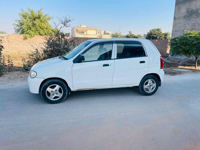 Suzuki Alto 2012 4