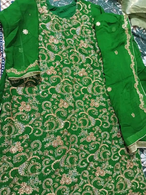 3 dresses in gud condition  in reasonable price 5