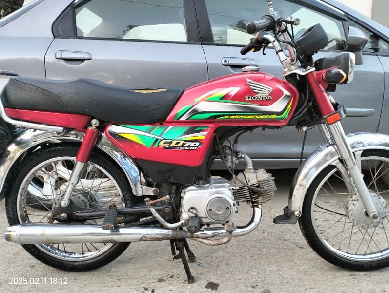 Honda CD 70 2022 last 9 month totally genuine condition Karachi number 6