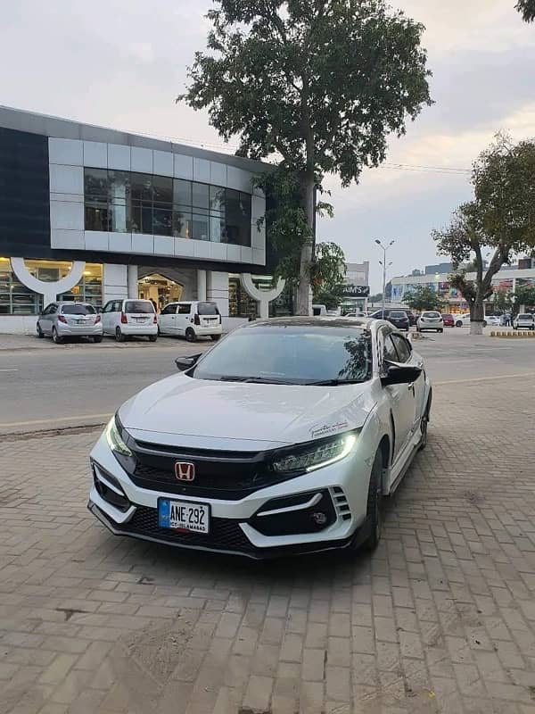 Honda Civic VTi Oriel 2019 I-VTEC CVT 1.8 0