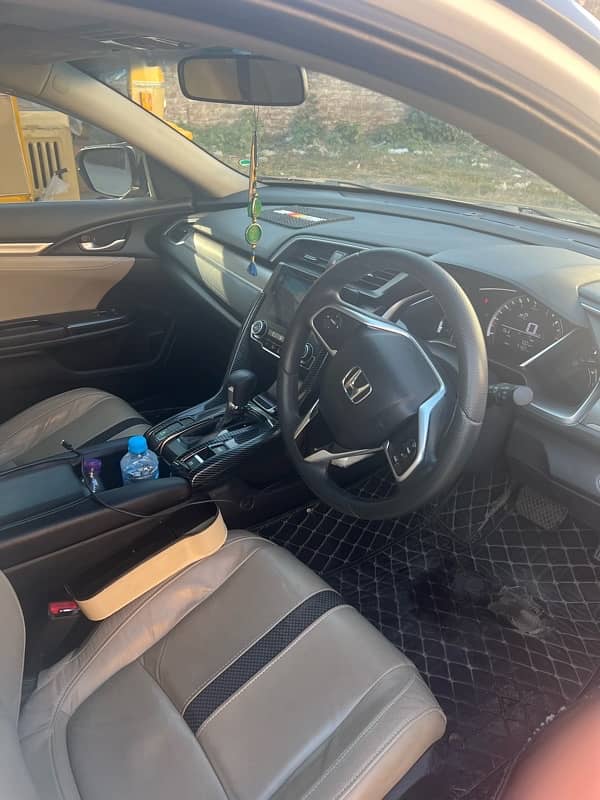 Honda Civic VTi Oriel 2019 I-VTEC CVT 1.8 7