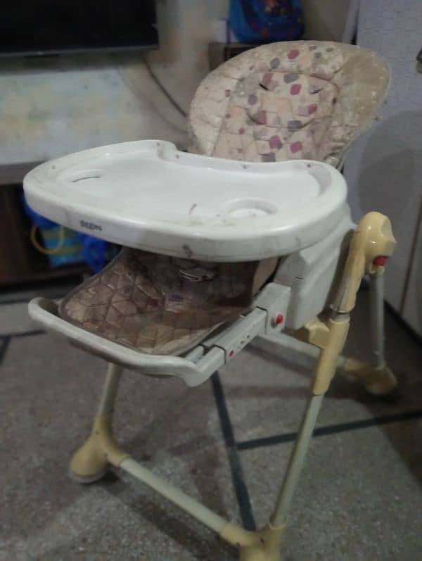 baby high chair giggles 1