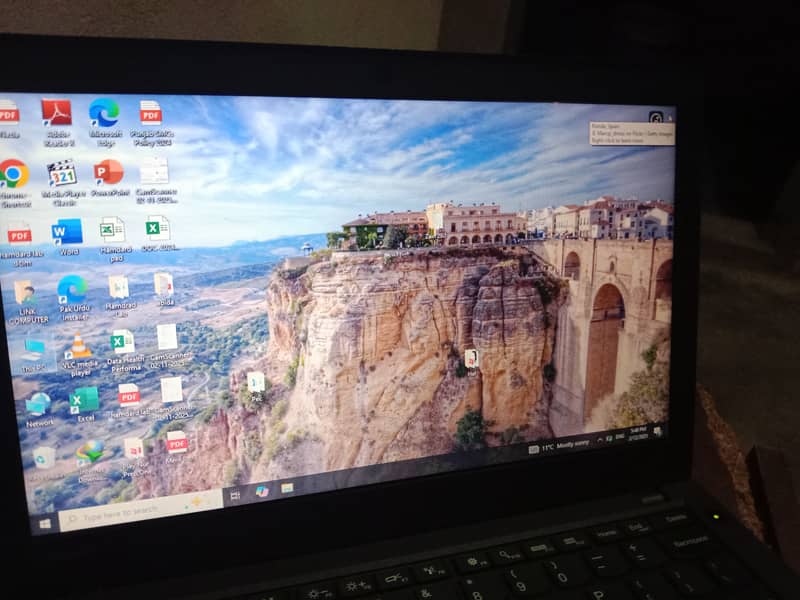 Lenovo Laptop x260 dual betray i3 6th generation 3