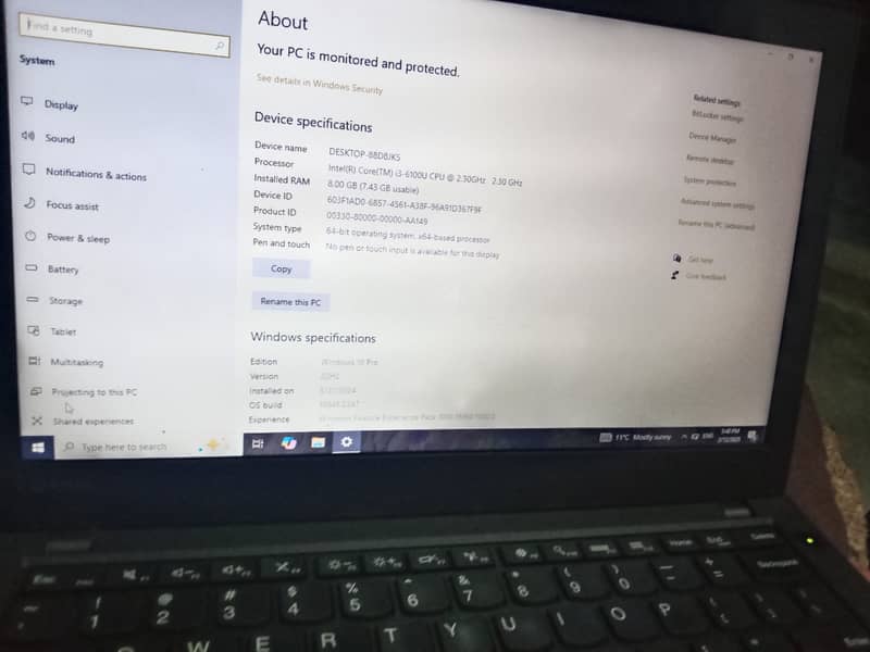 Lenovo Laptop x260 dual betray i3 6th generation 5