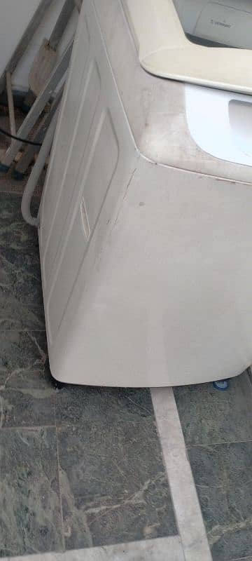 Automatic Samsung Washing Machine 3