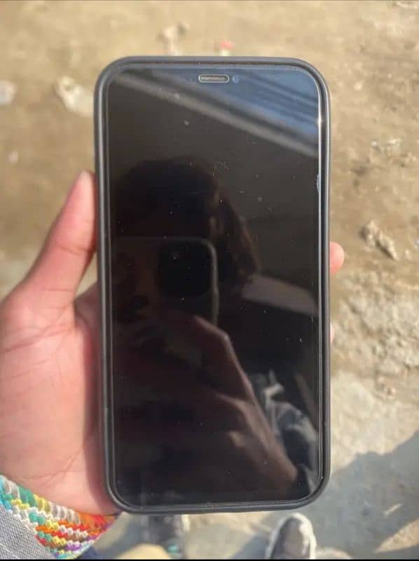 iphone XR non PTA 4