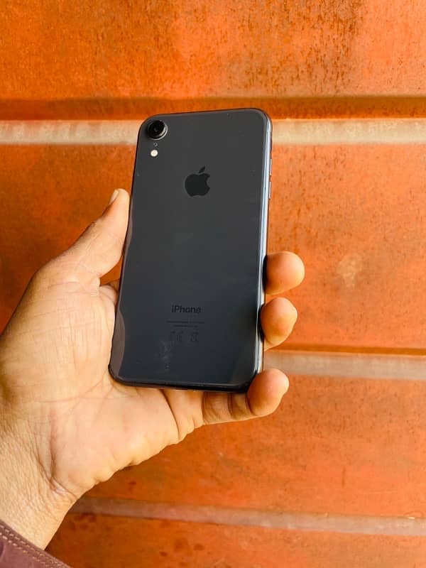 iphone xr dual sim pta approved 1